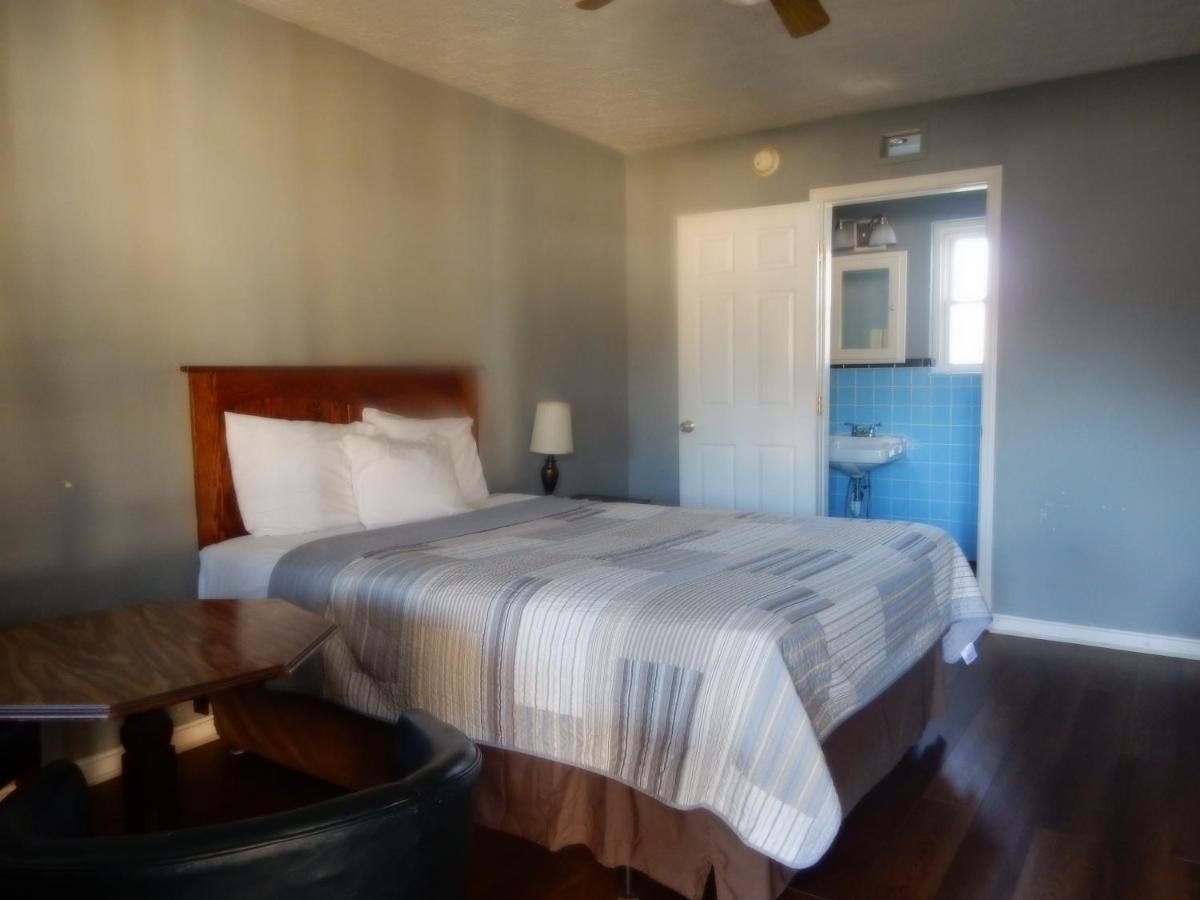 Brown'S Motel Aberdeen Экстерьер фото