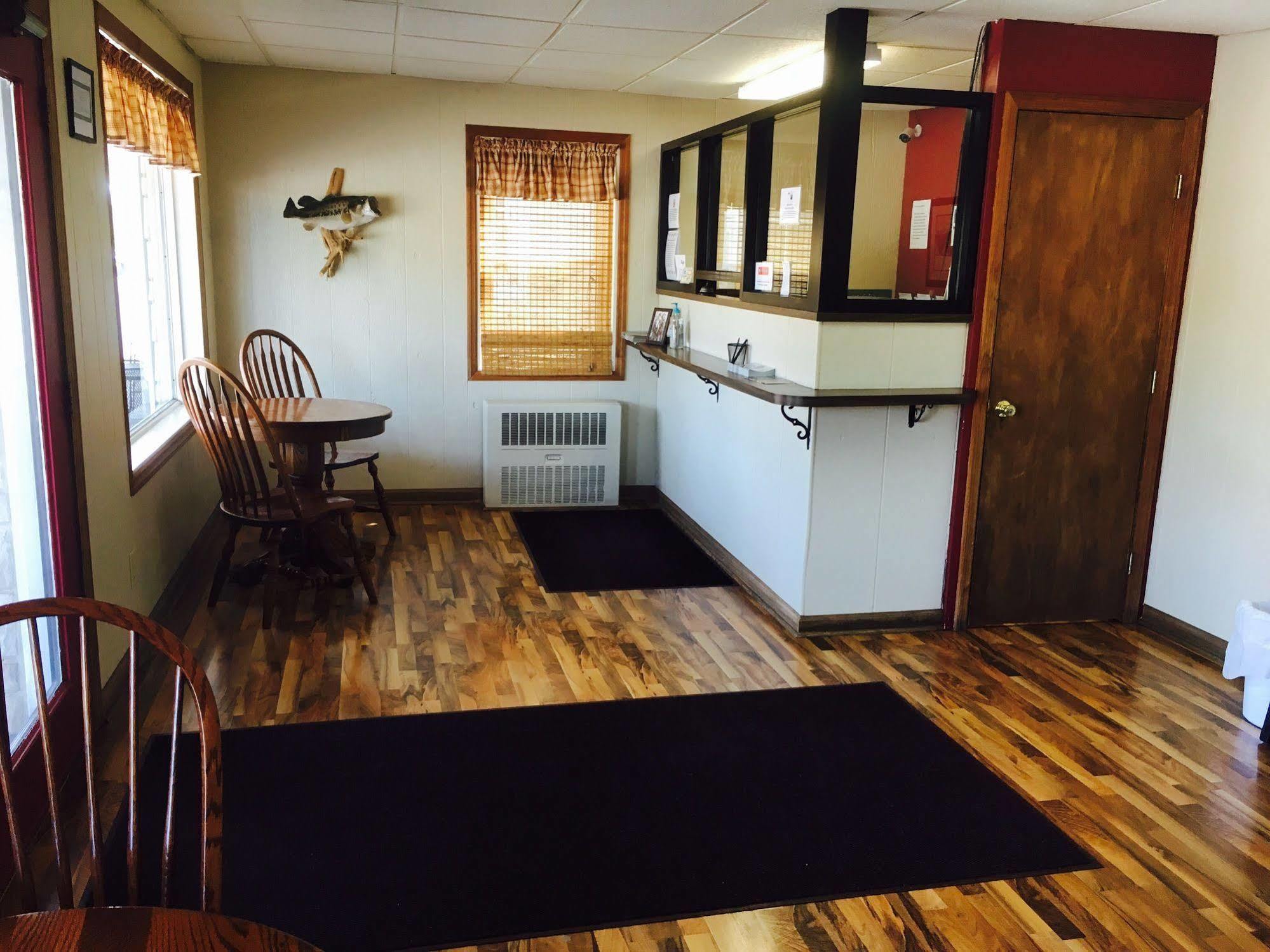 Brown'S Motel Aberdeen Экстерьер фото